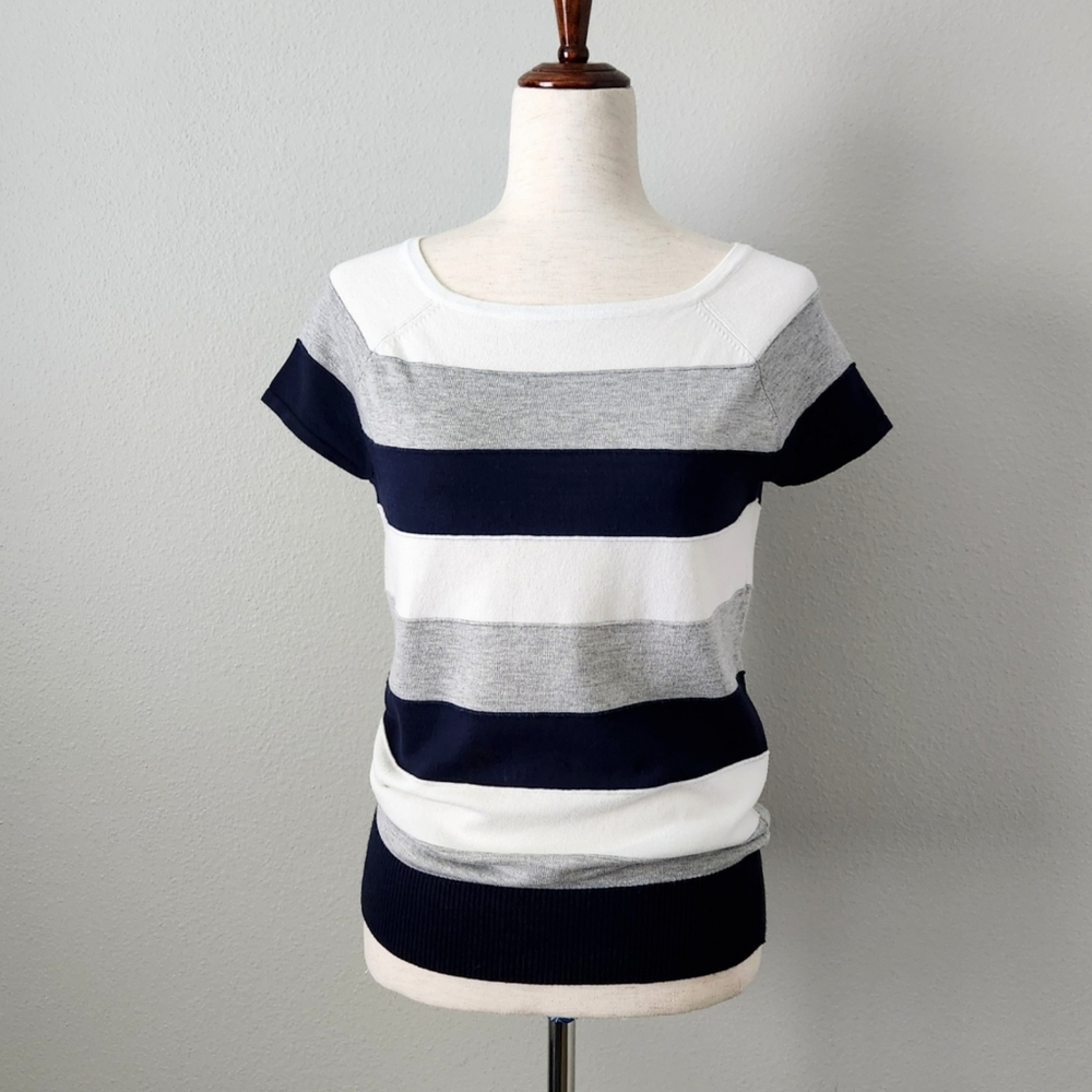 Grace Short Cap Sleeve Ribbed Top, Wide Navy Gray & White Stripes, Size Small
